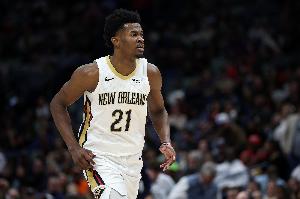 进攻不太行！米西14投5中拿到13分13板2断 罚球仅9中3